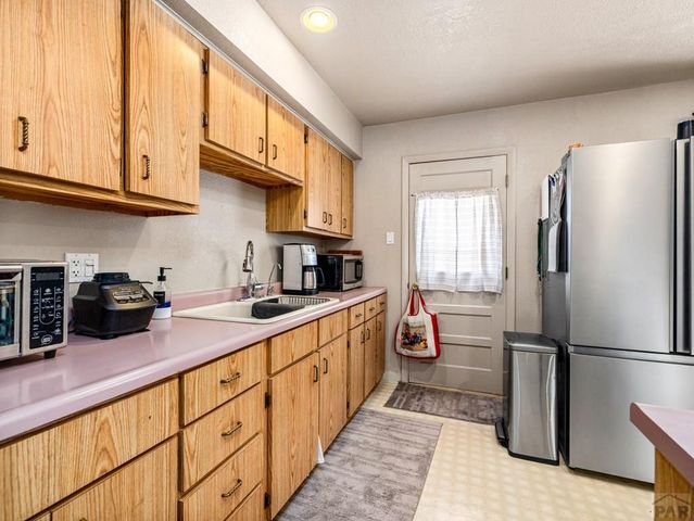 3708 Azalea St, Pueblo, CO 81005