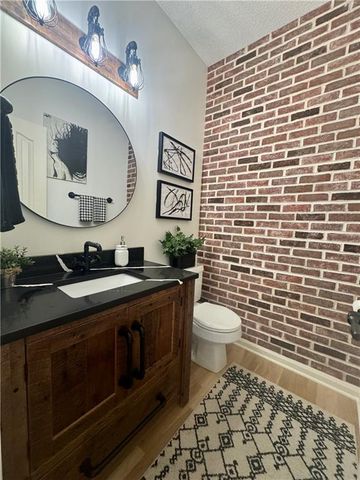 18383 W 155th Street, Olathe, KS 66062