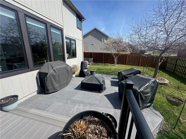 18383 W 155th Street, Olathe, KS 66062