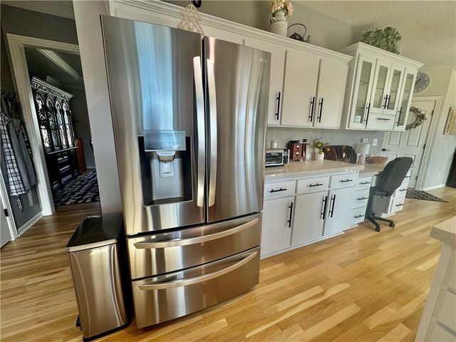 18383 W 155th Street, Olathe, KS 66062