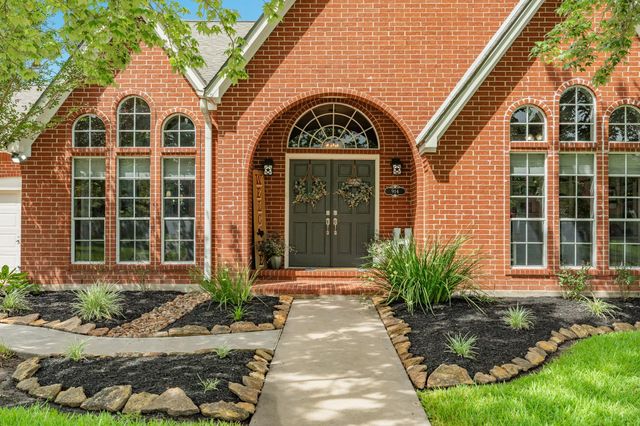914 Oleander Street, Lake Jackson, TX 77566