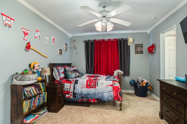 914 Oleander Street, Lake Jackson, TX 77566