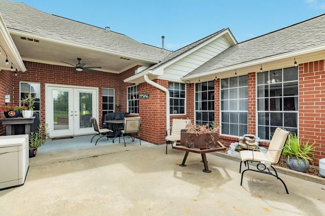 914 Oleander Street, Lake Jackson, TX 77566
