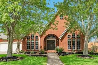 914 Oleander Street, Lake Jackson, TX 77566