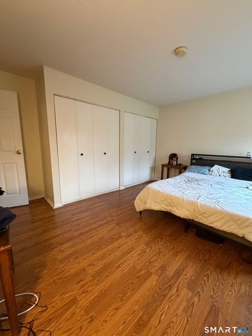 79 Balance Rock Road 12, Seymour, CT 06483