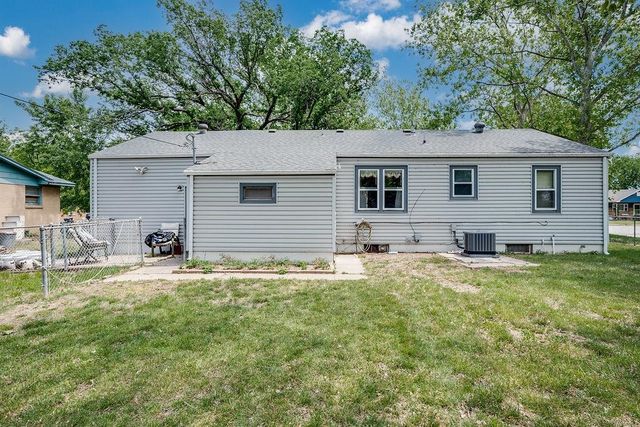 201 N Kessler, Wichita, KS 67203