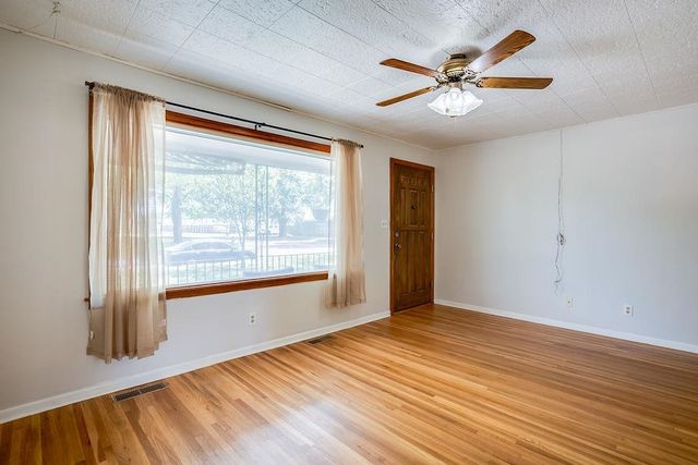 201 N Kessler, Wichita, KS 67203