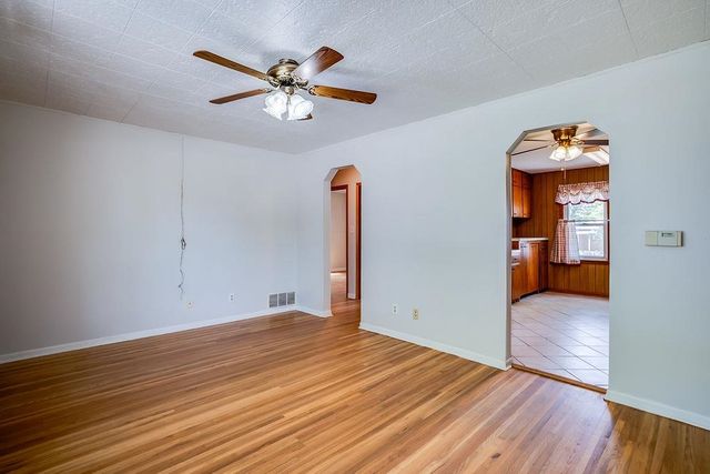 201 N Kessler, Wichita, KS 67203