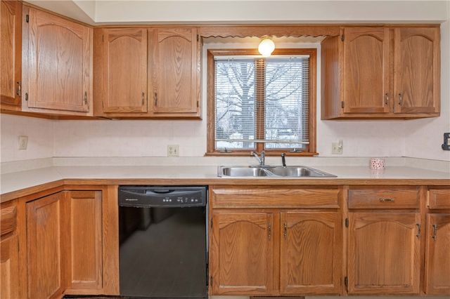 12 Charmaine Road, Chili, NY 14624