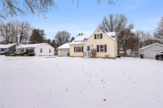 12 Charmaine Road, Chili, NY 14624