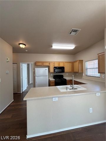 3805 Juno Beach Street 204, Las Vegas, NV 89129