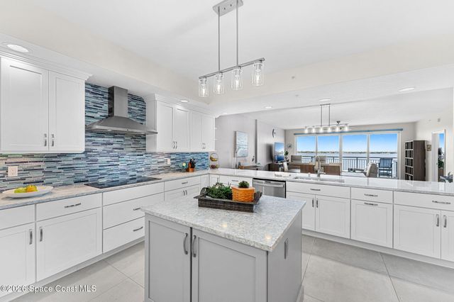 1435 S Harbor City Boulevard 803, Melbourne, FL 32901
