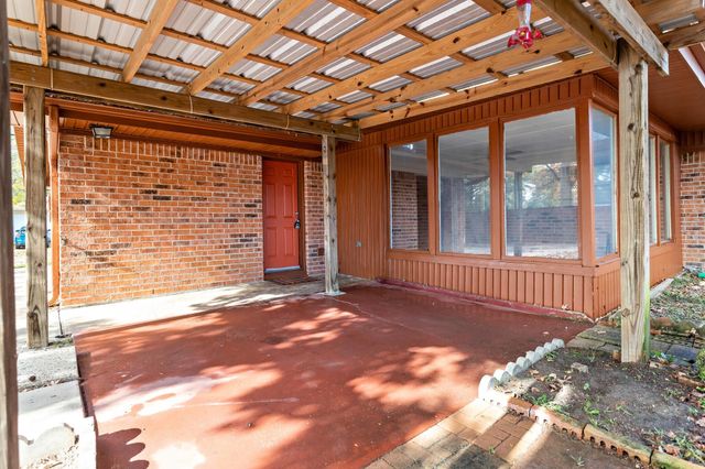 5195 Laurel Street, Beaumont, TX 77707