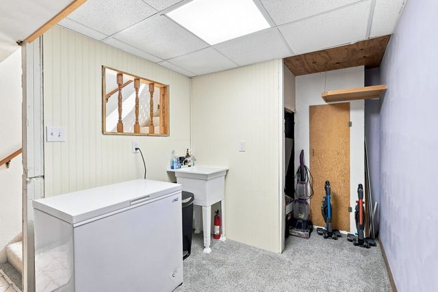 8021 8th Street W, Rock Island, IL 61201