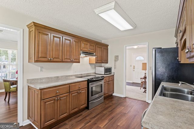 155 Woodstream Drive, Newnan, GA 30265