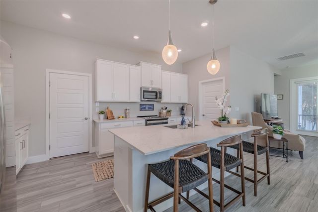 7316 S JUANITA STREET, Tampa, FL 33616