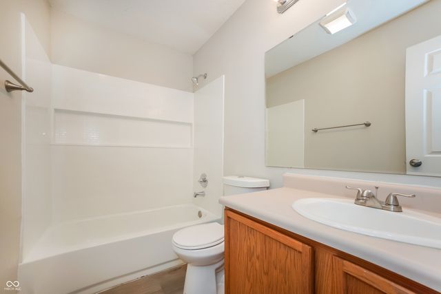 5605 Dollar Forge Drive, Indianapolis, IN 46221