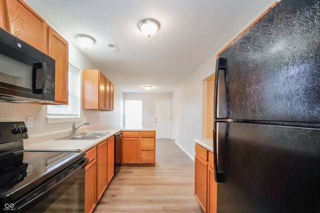 5605 Dollar Forge Drive, Indianapolis, IN 46221