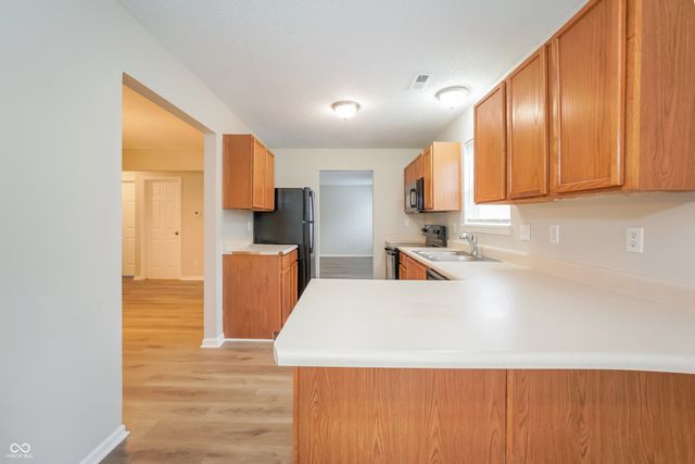 5605 Dollar Forge Drive, Indianapolis, IN 46221