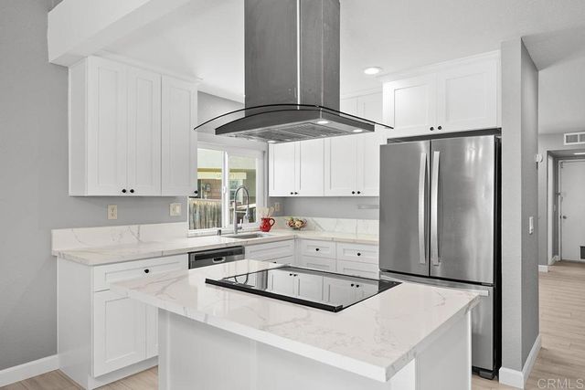 7290 Oakham Way, San Diego, CA 92139