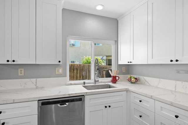 7290 Oakham Way, San Diego, CA 92139