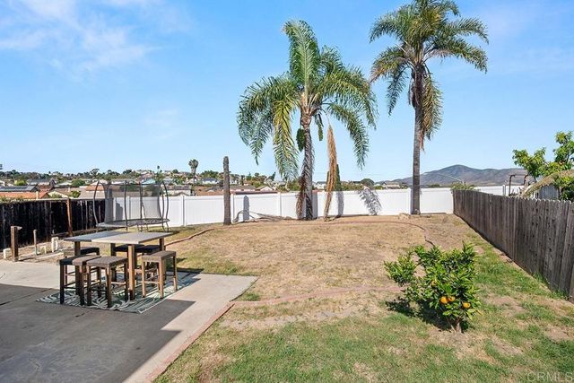 7290 Oakham Way, San Diego, CA 92139
