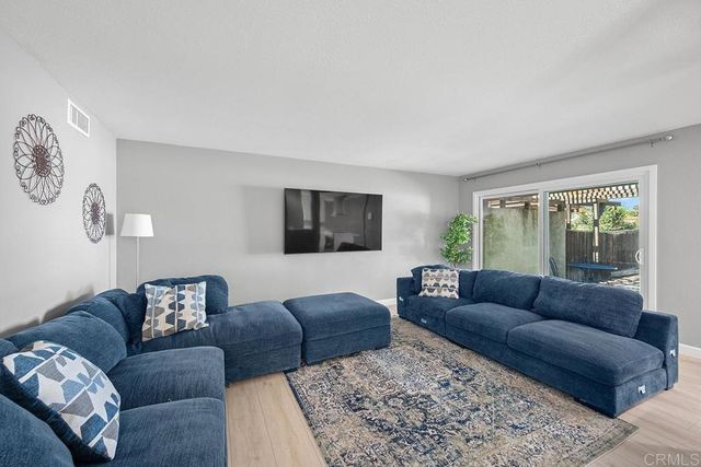 7290 Oakham Way, San Diego, CA 92139