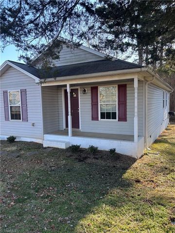 836 Donnell Street, Kernersville, NC 27284