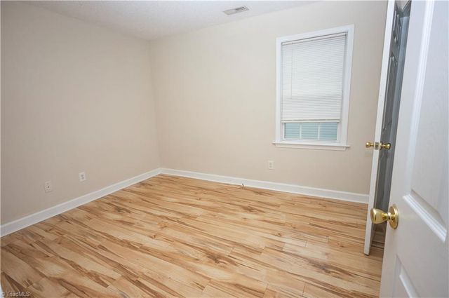 836 Donnell Street, Kernersville, NC 27284