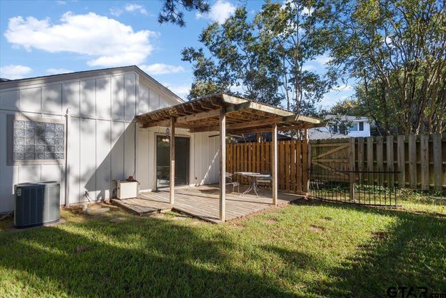 289 N Bay Dr, Bullard, TX 75757