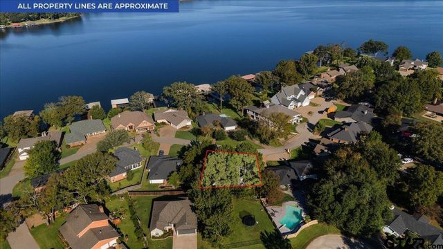 289 N Bay Dr, Bullard, TX 75757