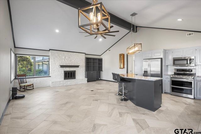 289 N Bay Dr, Bullard, TX 75757