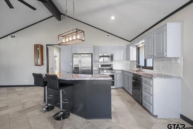 289 N Bay Dr, Bullard, TX 75757