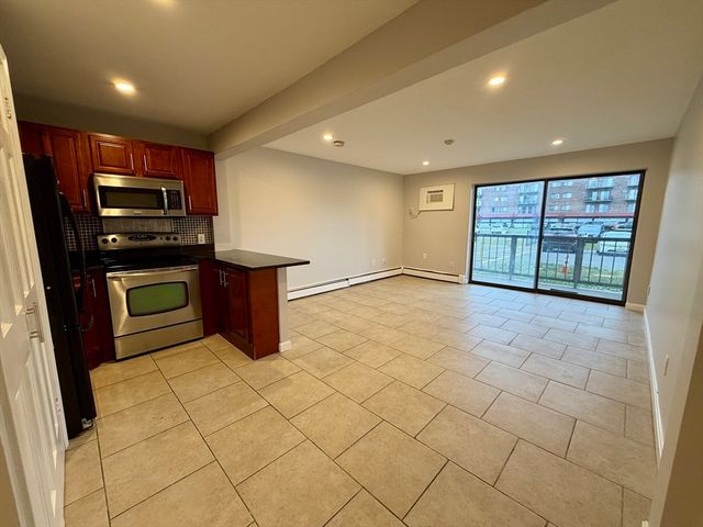 175 Ward St 12, Revere, MA 02151