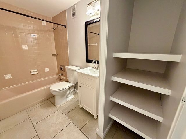 175 Ward St 12, Revere, MA 02151