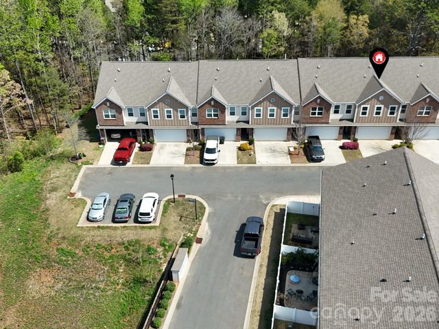 2704 Cregstone Way, Fort Mill, SC 29715