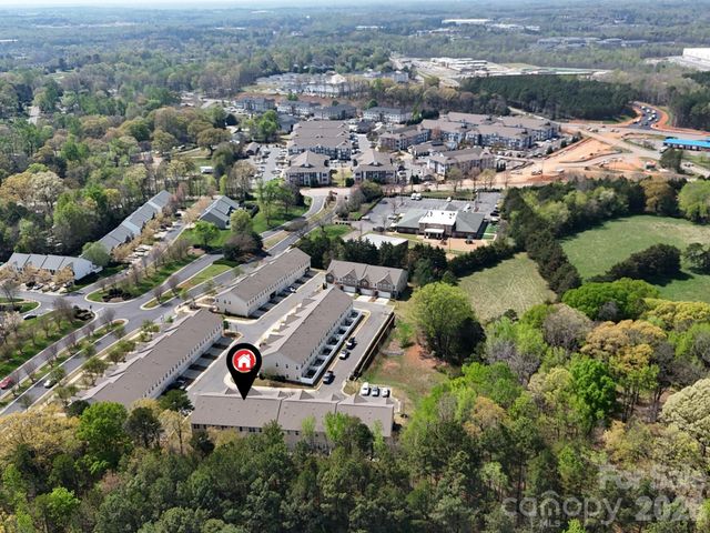 2704 Cregstone Way, Fort Mill, SC 29715