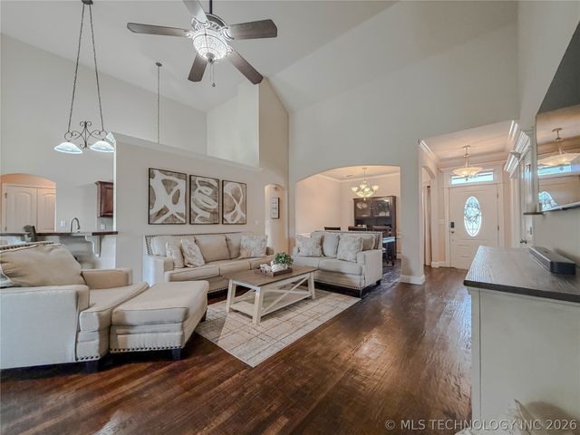 13002 E 114th Court North, Owasso, OK 74055