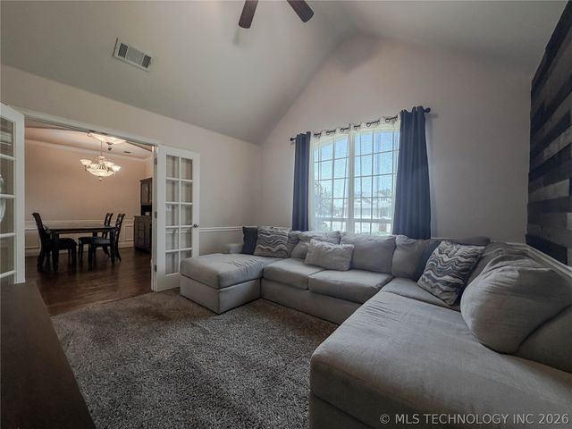 13002 E 114th Court North, Owasso, OK 74055
