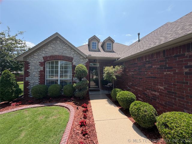 13002 E 114th Court North, Owasso, OK 74055