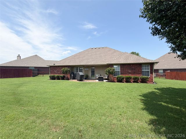 13002 E 114th Court North, Owasso, OK 74055