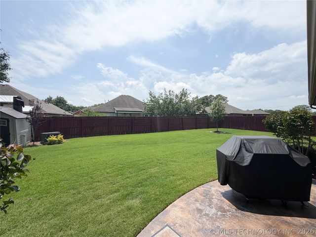 13002 E 114th Court North, Owasso, OK 74055