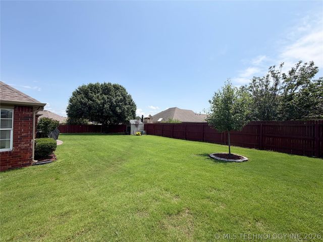 13002 E 114th Court North, Owasso, OK 74055