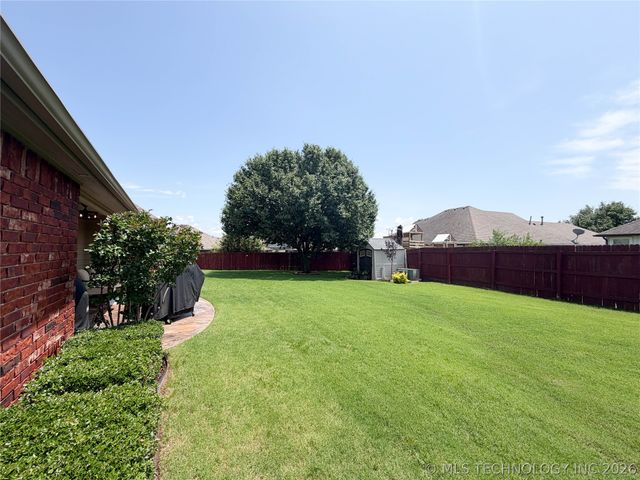 13002 E 114th Court North, Owasso, OK 74055