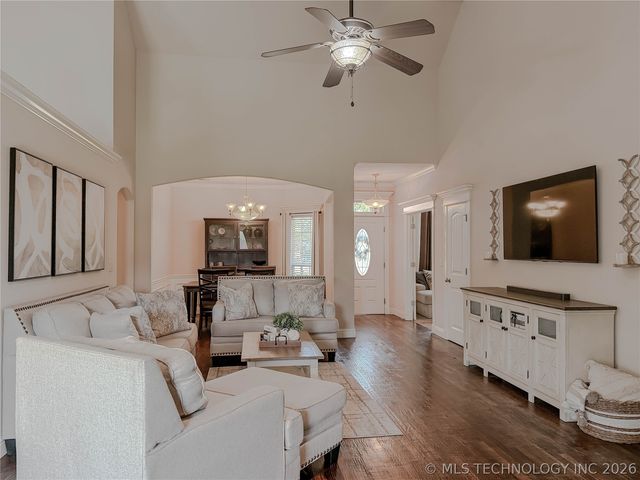 13002 E 114th Court North, Owasso, OK 74055
