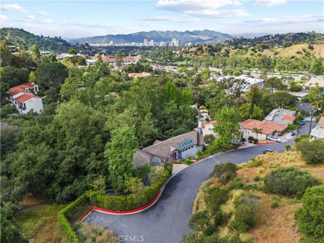 1864 Arvin Dr., Glendale, CA 91208