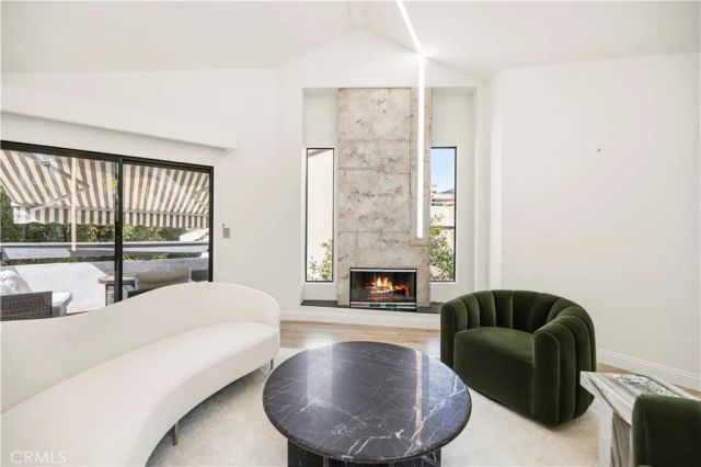 1864 Arvin Dr., Glendale, CA 91208