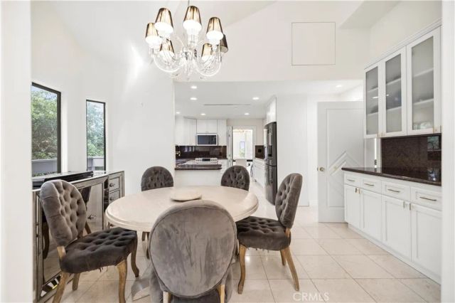 1864 Arvin Dr., Glendale, CA 91208