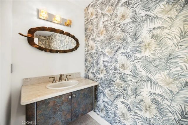 1864 Arvin Dr., Glendale, CA 91208