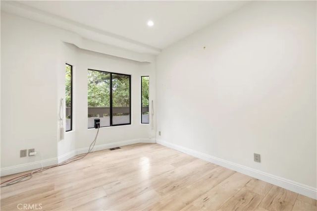 1864 Arvin Dr., Glendale, CA 91208